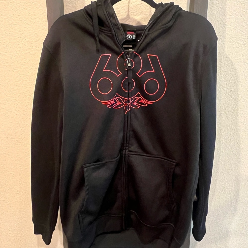 686 Thermal Black Jacket with Red Accents